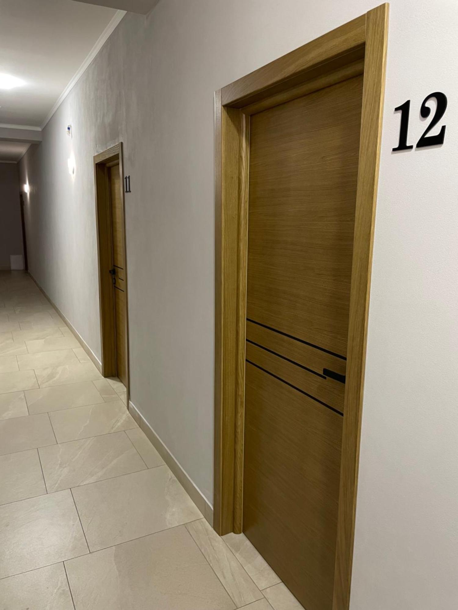Leo Rooms Leopoli Esterno foto